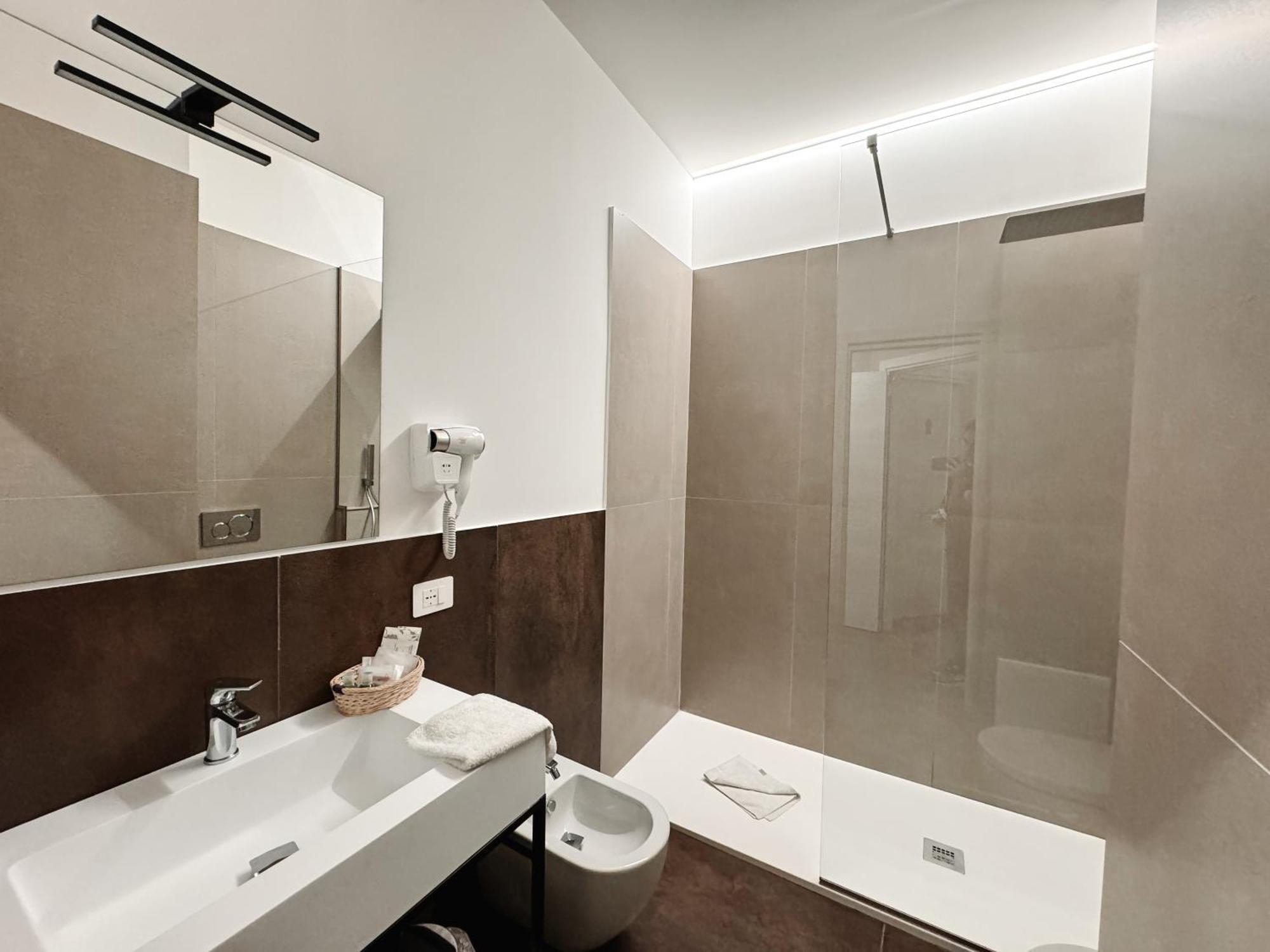 Re Lazzarone Suite Nápoles Exterior foto