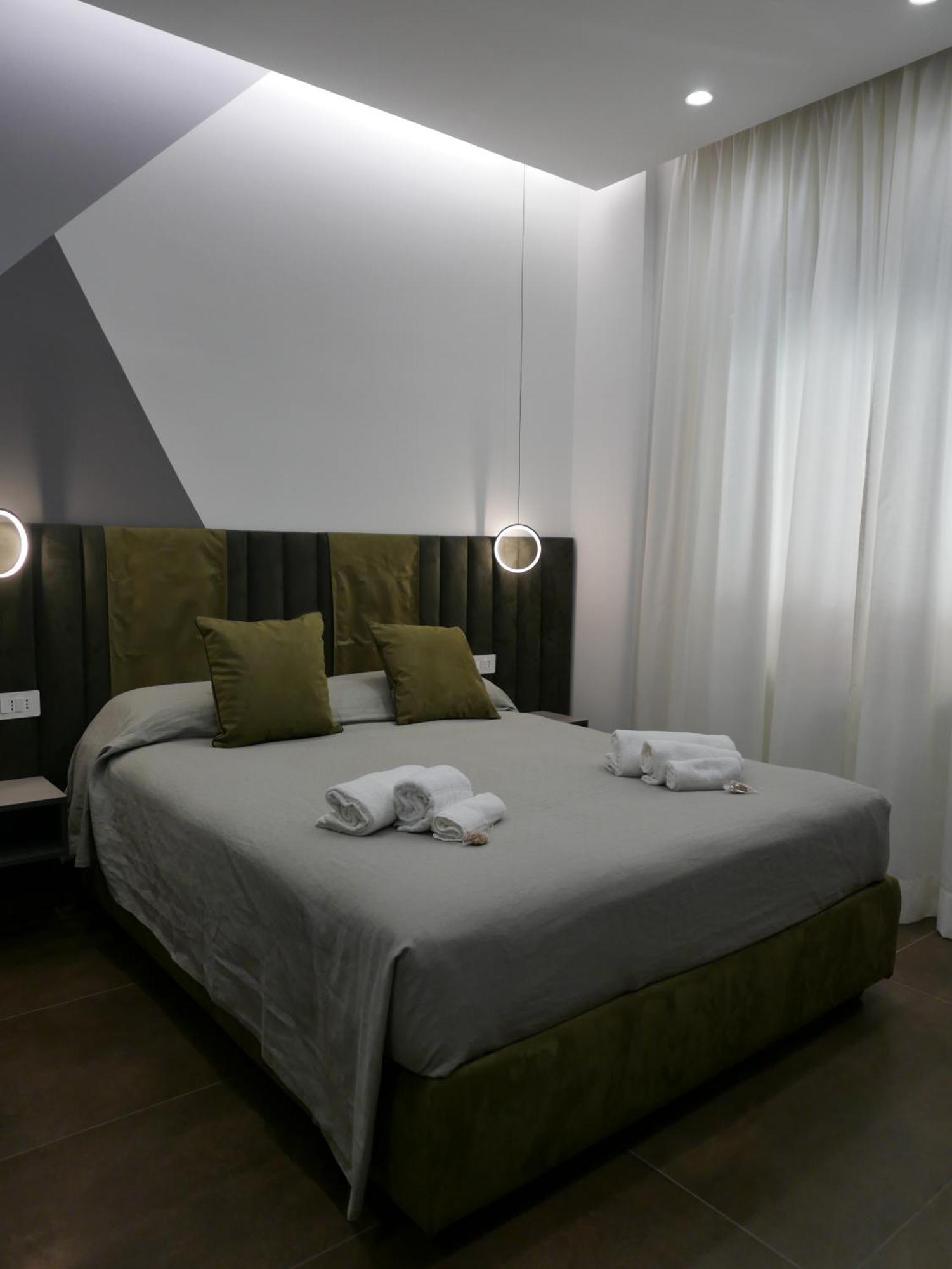 Re Lazzarone Suite Nápoles Exterior foto